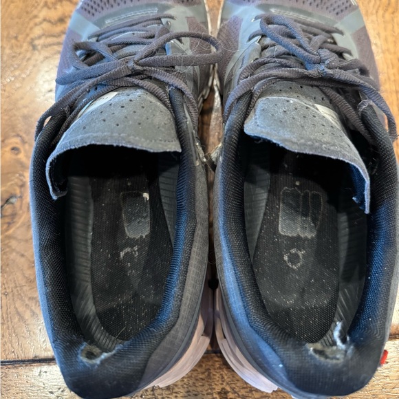 ON Cloudflow Women’s Running Shoes - Picture 11 of 13